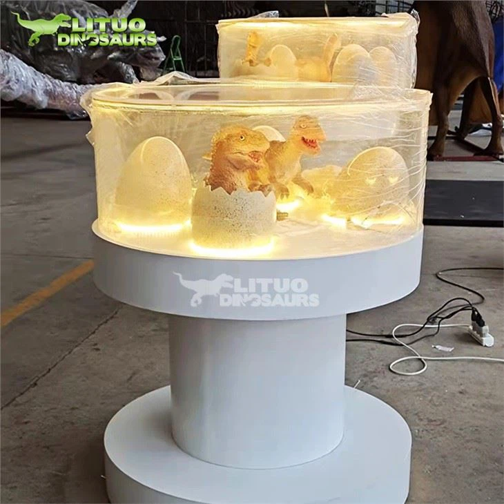 Animatronic Hatching Dinosaur Egg Nest